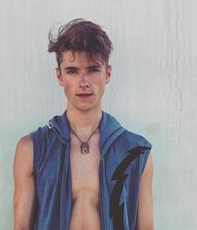 Model Boy Frankie!!  6058b98eb2d61.jpg