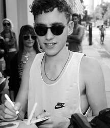 Usual Suspect Olly!! 6058f7a0bc248.jpg