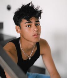 Pretty Boy Andrew!! 60652d501828c.jpg