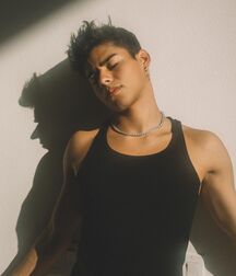 Pretty Boy Andrew!! 60652d670077f.jpg