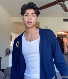 Pretty Boy Andrew!! 60652d6b54e1a.jpg