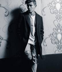 Then and Now Benjamin Lasnier!!  6067ab0a6b1f5.jpg
