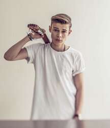 Then and Now Benjamin Lasnier!!  6067ab154f299.jpg