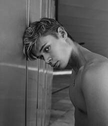 Then and Now Benjamin Lasnier!!  6067ab37db5ea.jpg