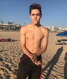 Tik Tok Hottie Christopher!! 60684a3787861.jpg