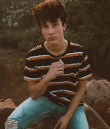 Bday Boy Hunter!!  606a33c46d6a6.jpg