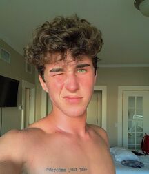 Bday Boy Hunter!!  606a33e1138b9.jpg
