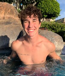 Bday Boy Hunter!!  606a33e2c8ec9.jpg
