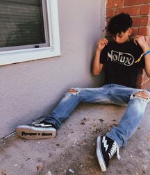 Bday Boy Brandon!!  6072eeae72a90.jpg