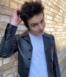 Usual Suspect Louis!!  6086db24cb526.jpg