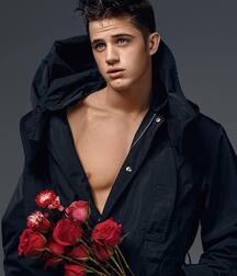 Hottie Hunter!!  608c6da47e1a5.jpg