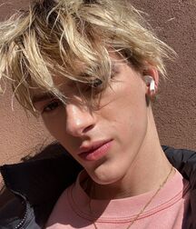 Hottie Model Dominic!!  608ca6eba92a2.jpg