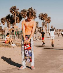 Hot Boy Tayson!! 6096dc3fe283d.jpg