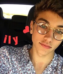Gavin Casalegno Tagged... 6098a053b9262.jpg