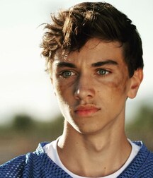 Gavin Casalegno Tagged... 6098a05f04a5f.jpg