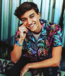 Gavin Casalegno Tagged... 6098a0789b270.jpg