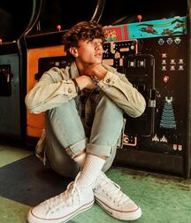 Gavin Casalegno Tagged... 6098a07db6f47.jpg