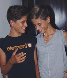 Martinez Twins!!  609908f0e29e9.jpg