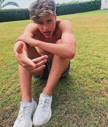Martinez Twins!!  609908f631086.jpg