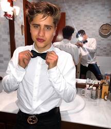 Martinez Twins!!  609908fb3ca9a.jpg