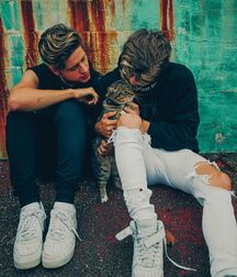 Martinez Twins!!  609909091dcb7.jpg