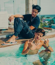 Martinez Twins!!  60990932bfd2b.jpg