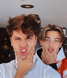 Martinez Twins!!  609909428f6fe.jpg