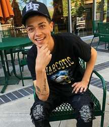 Joey Birlem tagged!!  60a1a9c7505a5.jpg