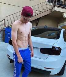 Joey Birlem tagged!!  60a1a9d33b49d.jpg