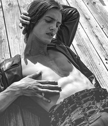 Model boy Christian!!  60a2ff06ae604.jpg