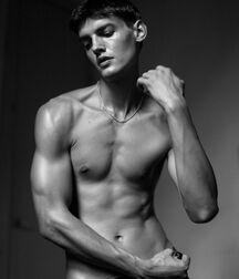 Model boy Christian!!  60a2ff24b8b95.jpg