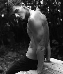 Model boy Christian!!  60a2ff270a697.jpg