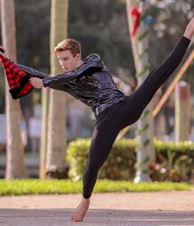 Ballet Boy!!  60a41ec75ed36.jpg