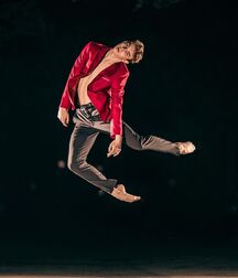 Ballet Boy!!  60a41ecd49438.jpg
