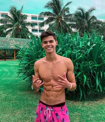 Model Boy Bruno!!  60a46bb7570f0.jpg