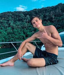 Model Boy Bruno!!  60a46bcb5e456.jpg