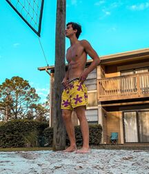Model Boy Bruno!!  60a46bcf3d7aa.jpg