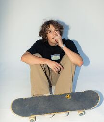 Bday Boy Aaron!!  60aa5a43b37dc.jpg