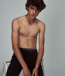 Spainish Boy Fernando!!  60aac5f5c16ad.jpg