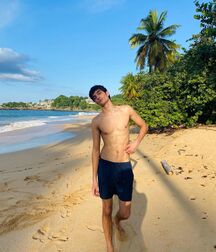Spainish Boy Fernando!!  60aac63b7e782.jpg