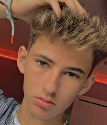 TikTok Damian!!  60aef31c72a63.jpg