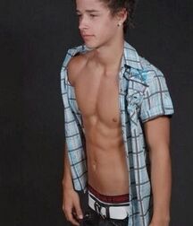 Random Hotness!! 60b1432127a42.jpg