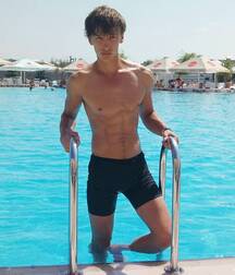 Model Stud Andrii!!  60b3b5e952b03.jpg