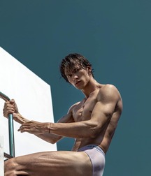 Model Stud Andrii!!  60b3b608118fa.jpg