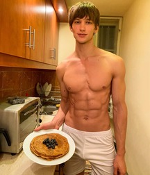 Model Stud Andrii!!  60b3b61c4029e.jpg