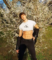 Model Stud Andrii!!  60b3b63900461.jpg