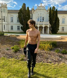 Model Stud Andrii!!  60b3b63e33622.jpg