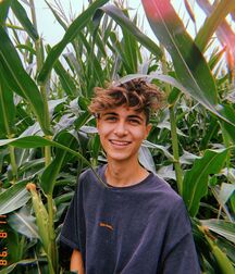 Bday Boy Lukas!!  60b4eb0ccb250.jpg