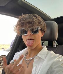 Bday Boy Lukas!!  60b4eb353e003.jpg