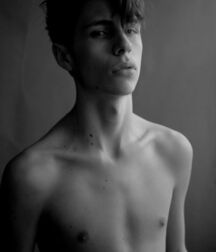 Random Hotness!!  60b4eb7669bbf.jpg